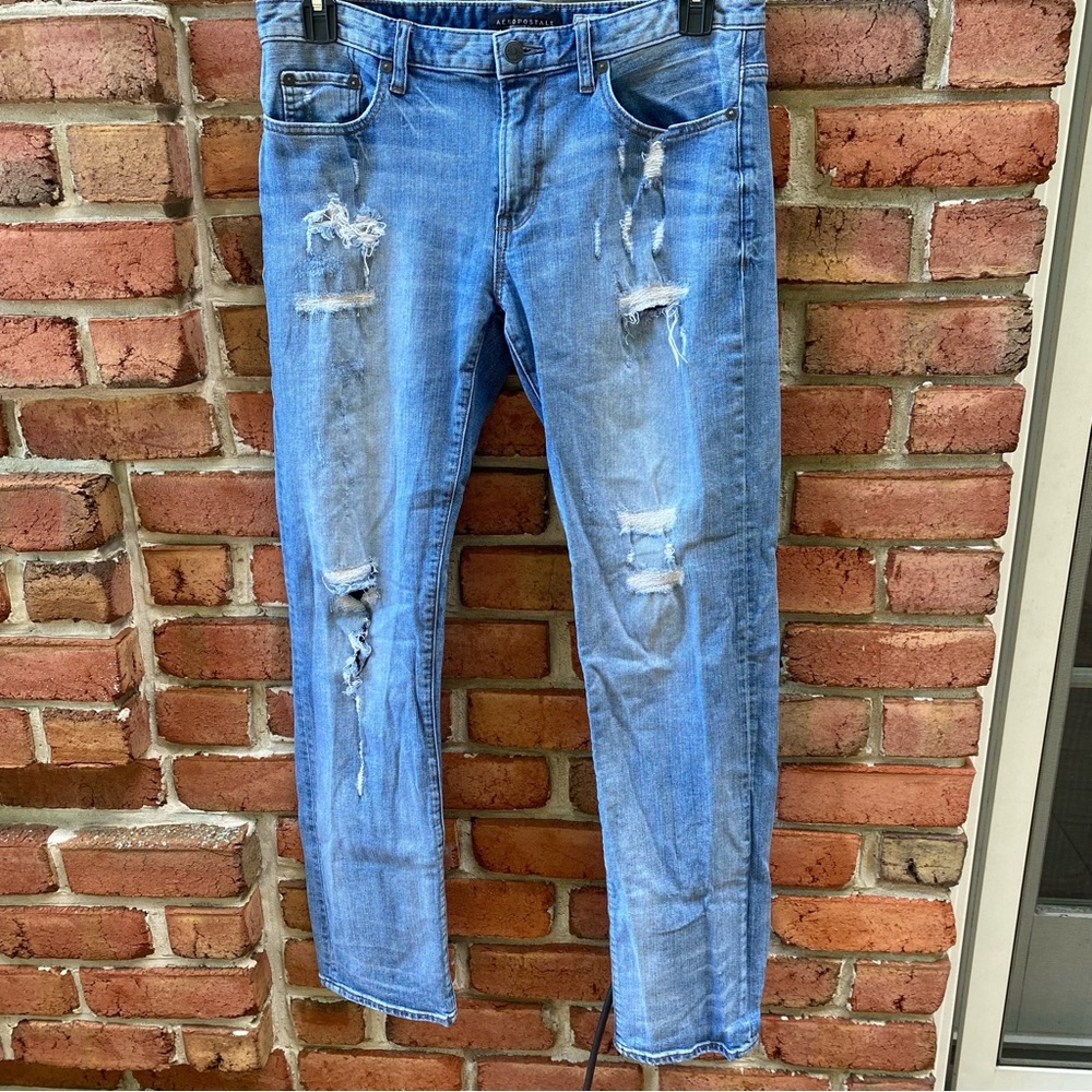 Aeropostale Men’s Distressed Blue Jeans 32x34 Denim Slim Straight Lightwash